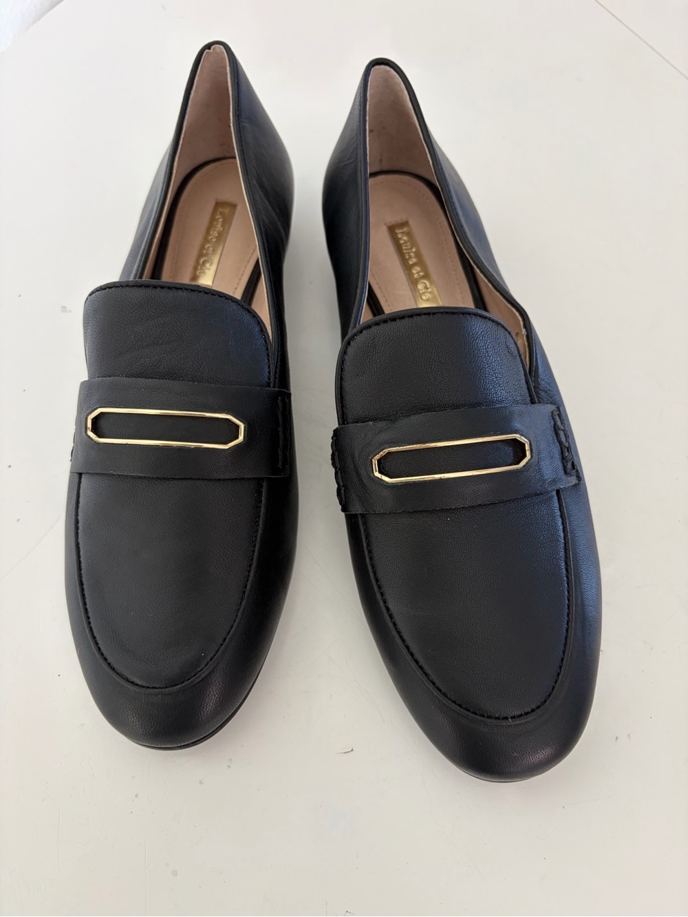 Louise et Cie Devrah Black Leather Gold Hardware Slip-On Loafers Size 8.5 NWOB
